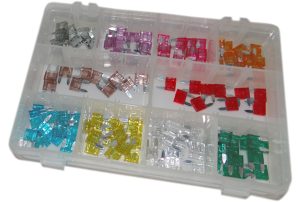 CF.MINI FUSIBLES A LAME 2A-30A  (120 pièces)